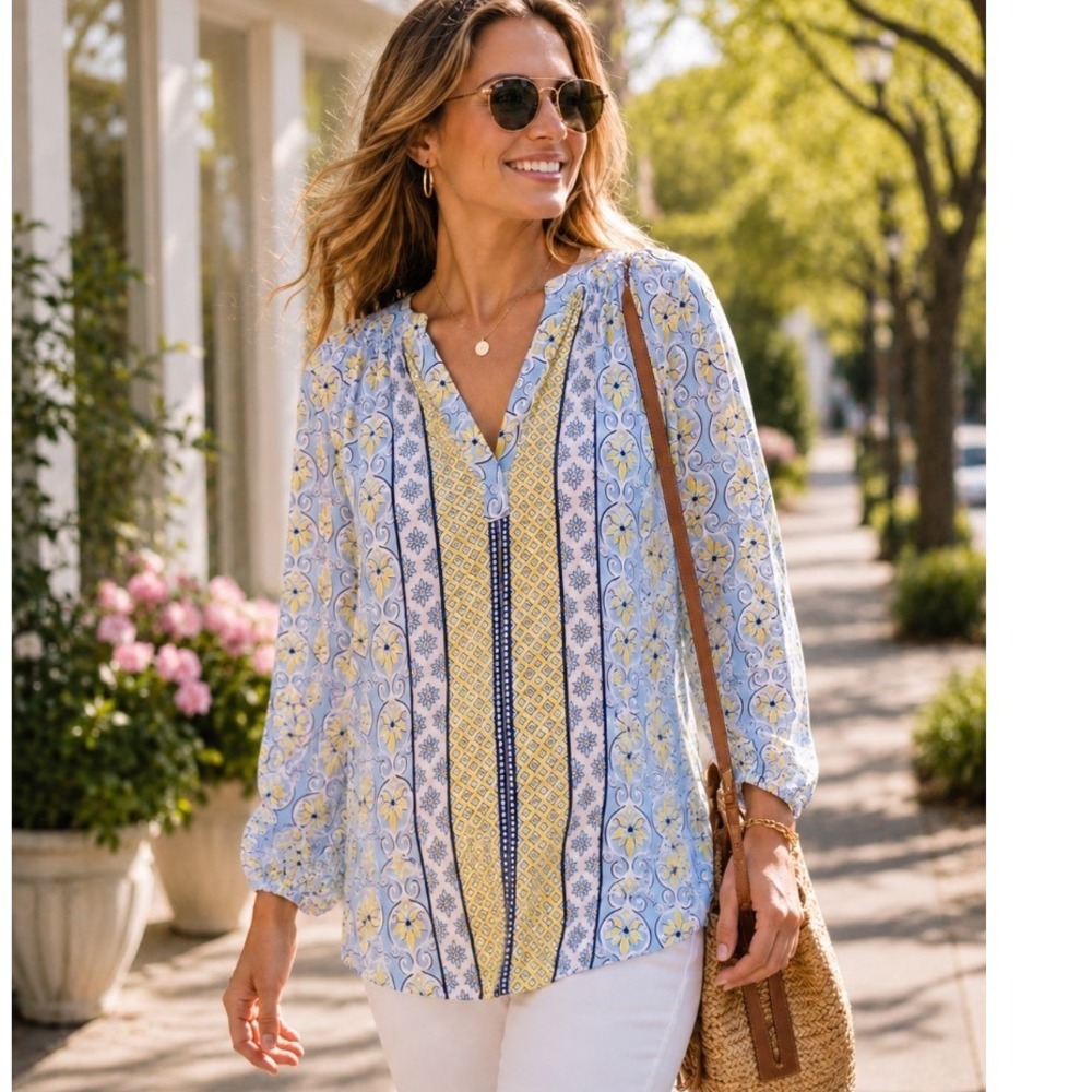 Crown & Ivy  Floral Tunic Top Blue Yellow Long Sleeve Split Neck Sz M vacation